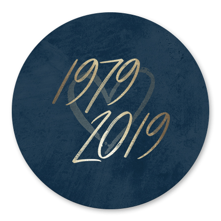 Goudlook '1979/2019' met donkerblauwe achtergrond